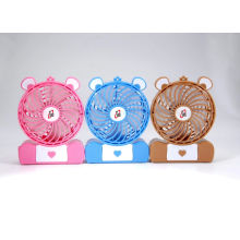 2015 4′′ DC USB Rechargeable Mini Fan with Different Color